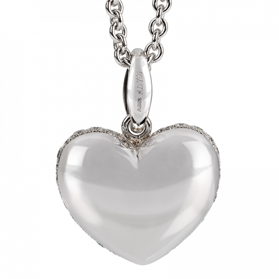 Diamond heart pendant 18k white gold