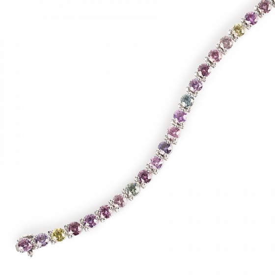 Bracelet in platinum with sapphires
