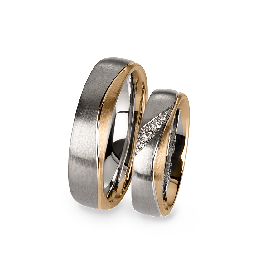 Wedding ring in 18K white and rose gold with brilliant diamonds